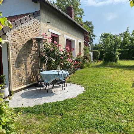 Studio Epicea Avec Jardin Dans Charmante Propriete Méry-sur-Oise Kültér fotó