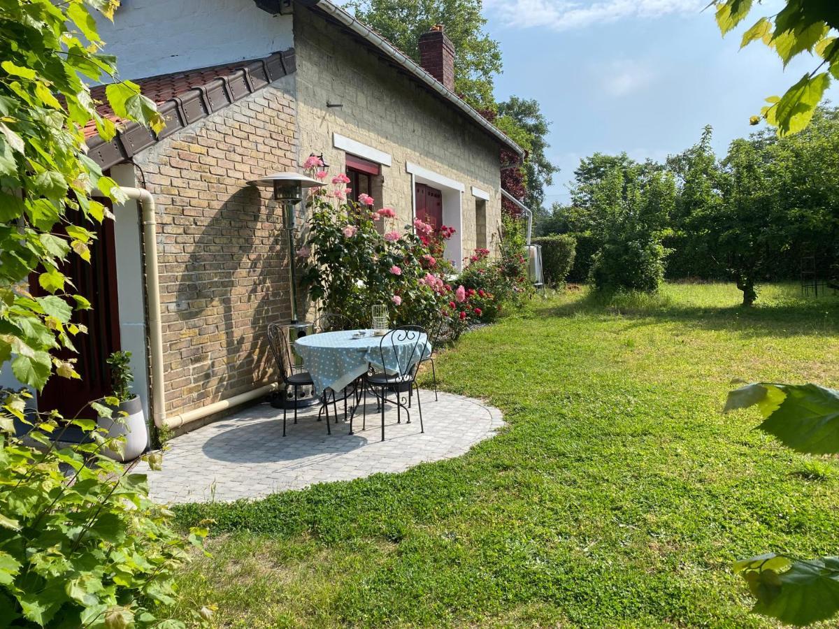 Studio Epicea Avec Jardin Dans Charmante Propriete Méry-sur-Oise Kültér fotó
